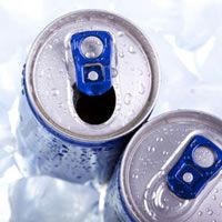 Consumo de bebidas energéticas pode prejudicar o esmalte do dente